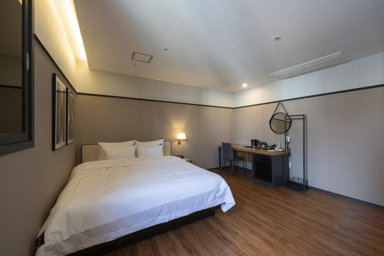Seomyeon Brown-Dot Hotel Gold Busan Exterior foto